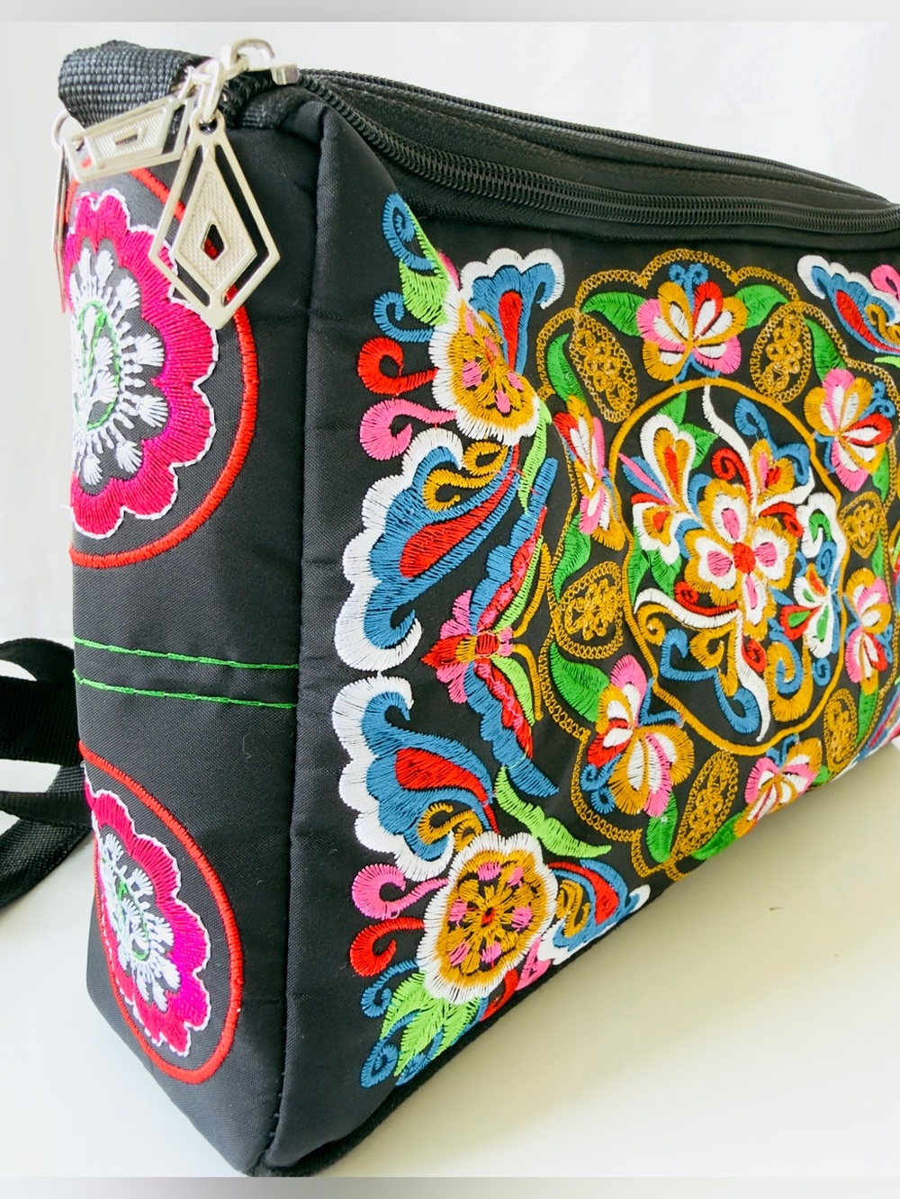 Brand New, Never Used, Multi-Color, Embroidered 3 Compartment Crossbody Bag - Picture 5 of 8